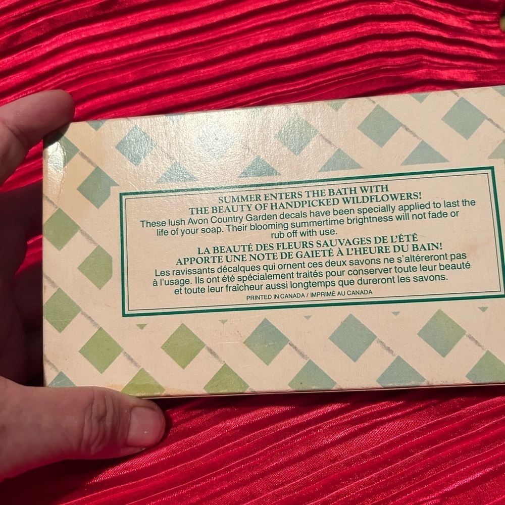 Vintage Avon Country Garden hostess soaps- like new - Picture 4 of 7